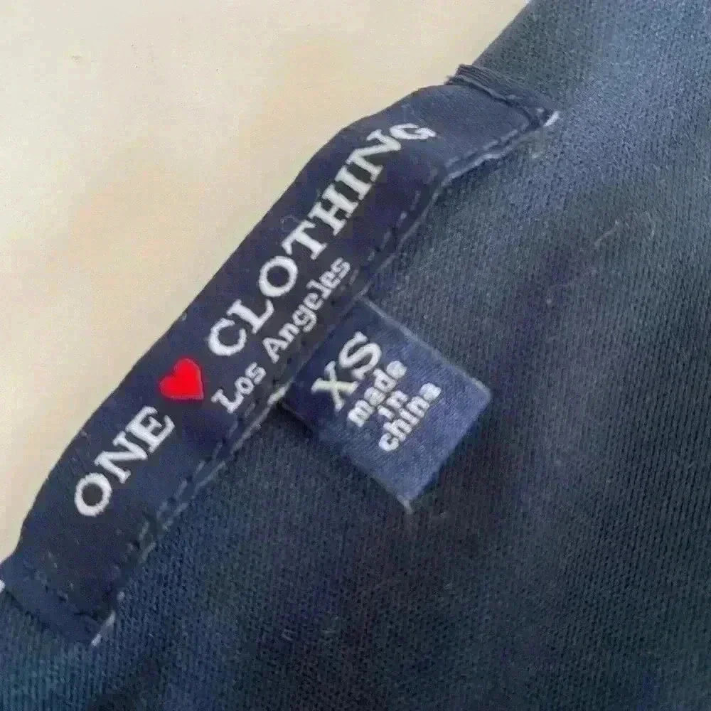 One ❤️ Clothing Romper Final Markdown - Picture 3 of 7